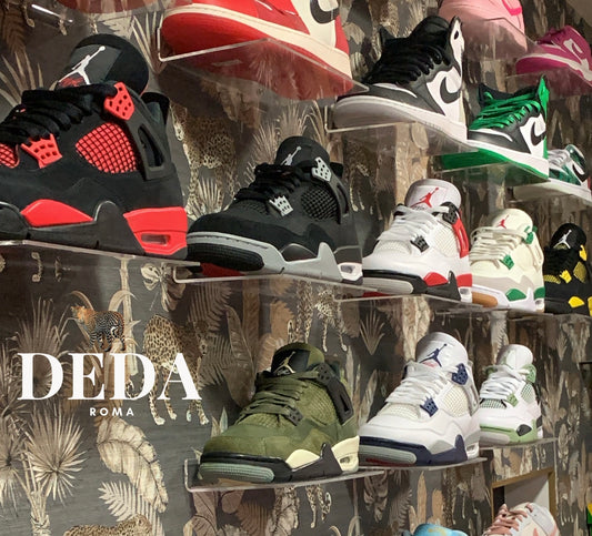 Qual è la storia dietro le Jordan 4 e come questo iconico modello ha contribuito a plasmare la cultura delle sneaker nel corso degli anni?