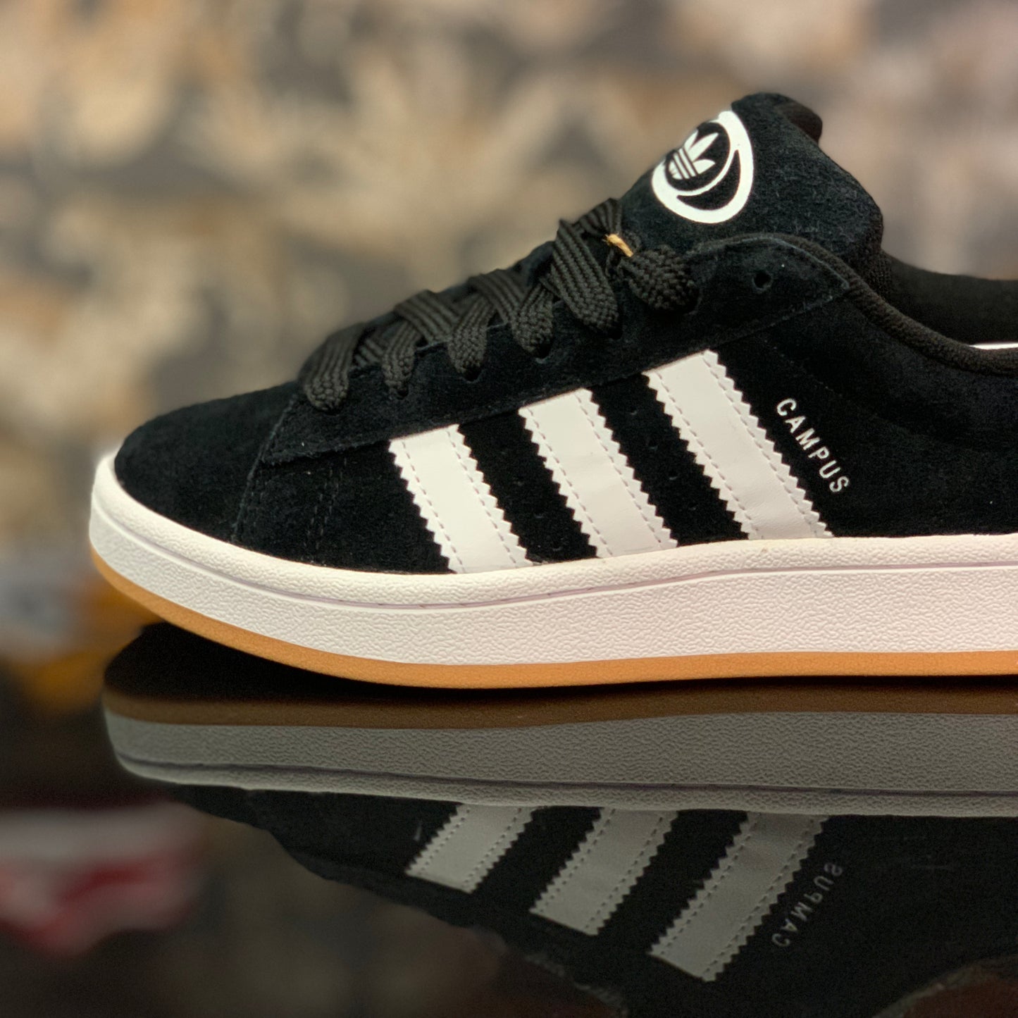 Adidas Campus 00s Black HQ8708 - HQ6638 (Nera) - Stile Retro e Versatilità Moderna su Deda Roma
