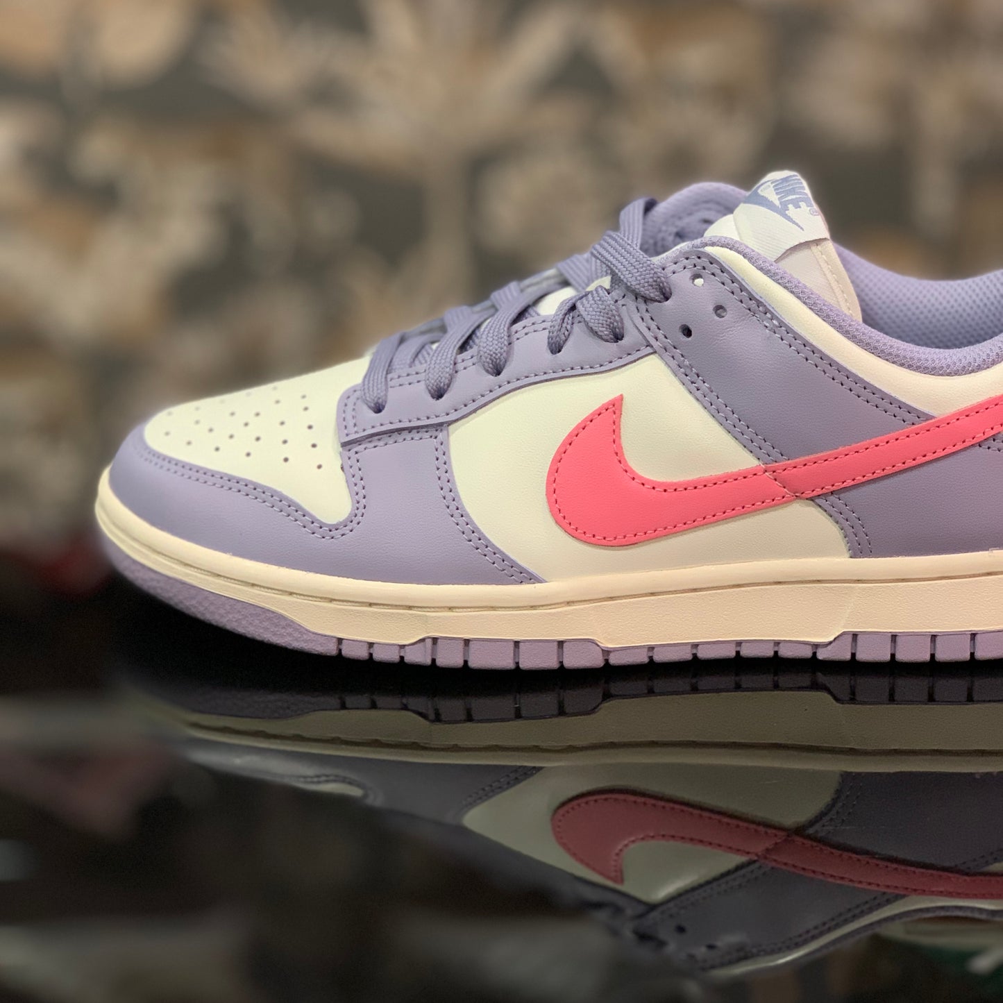 Dunk Low Indigo Haze | Acquista le Sneakers Nike - Jordan in Edizione Limitata su Deda Roma