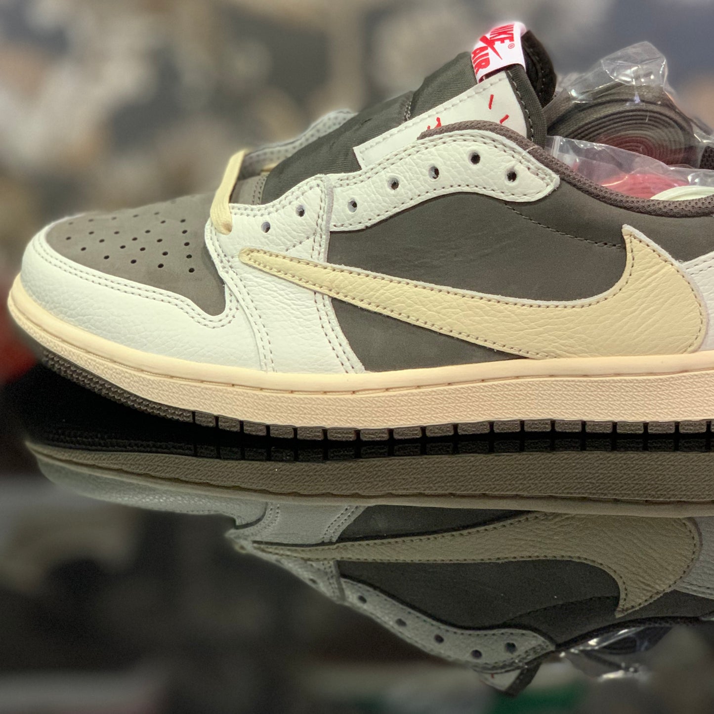 Nike Air Jordan 1 Low Travis Scott Reverse Mocha | Le Sneakers Nike - Jordan - Adidas più esclusive da Deda Roma (Monteverde)