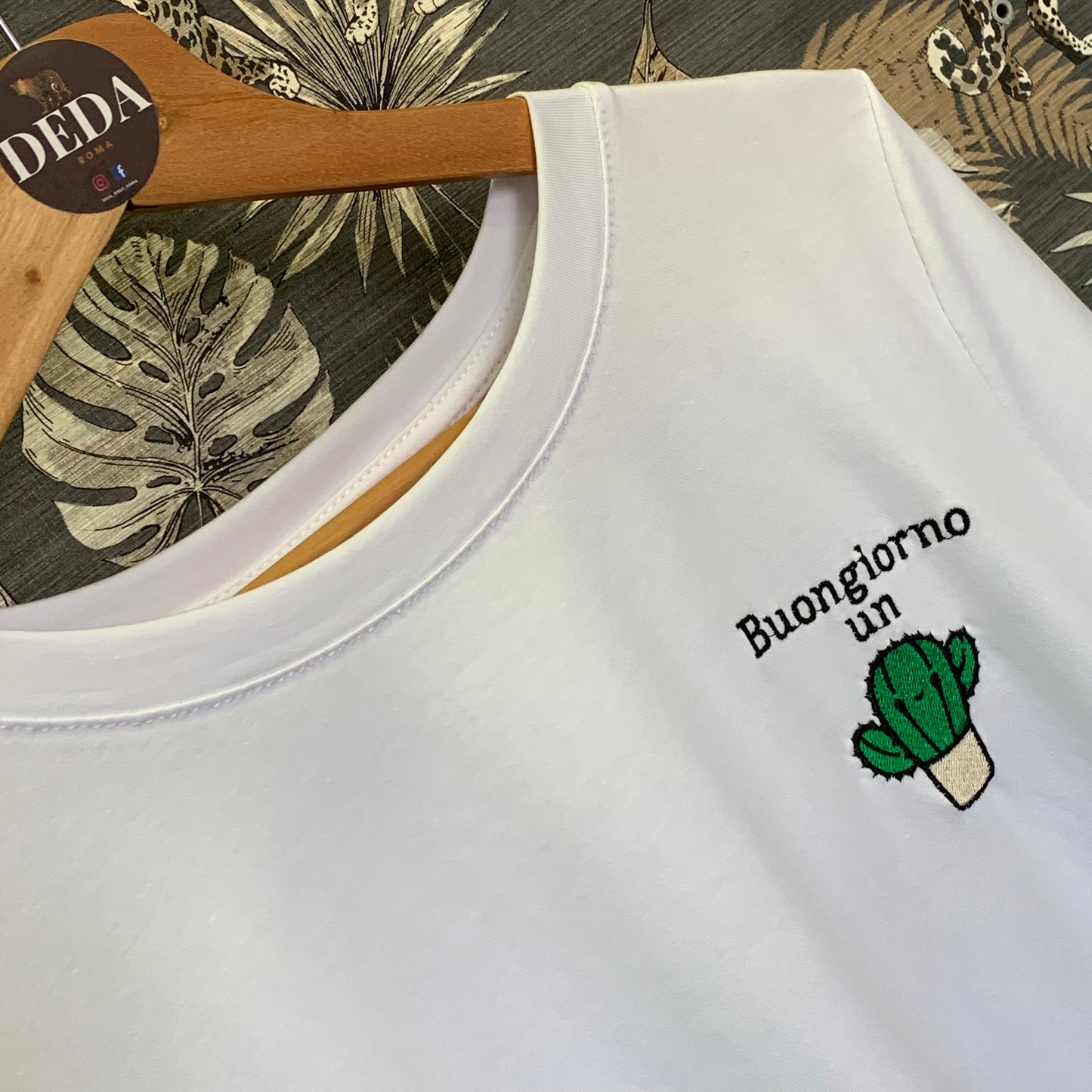 KAWS x Uniqlo T-Shirt