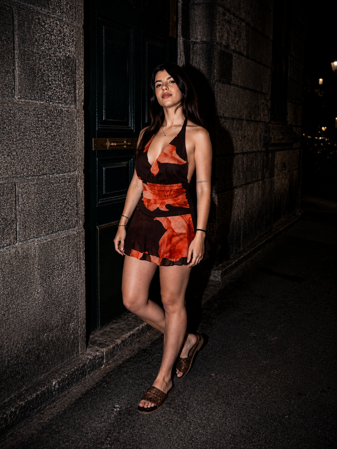 Sunset Bloom Mini Dress – Abito mini halter con stampa floreale | Deda Roma