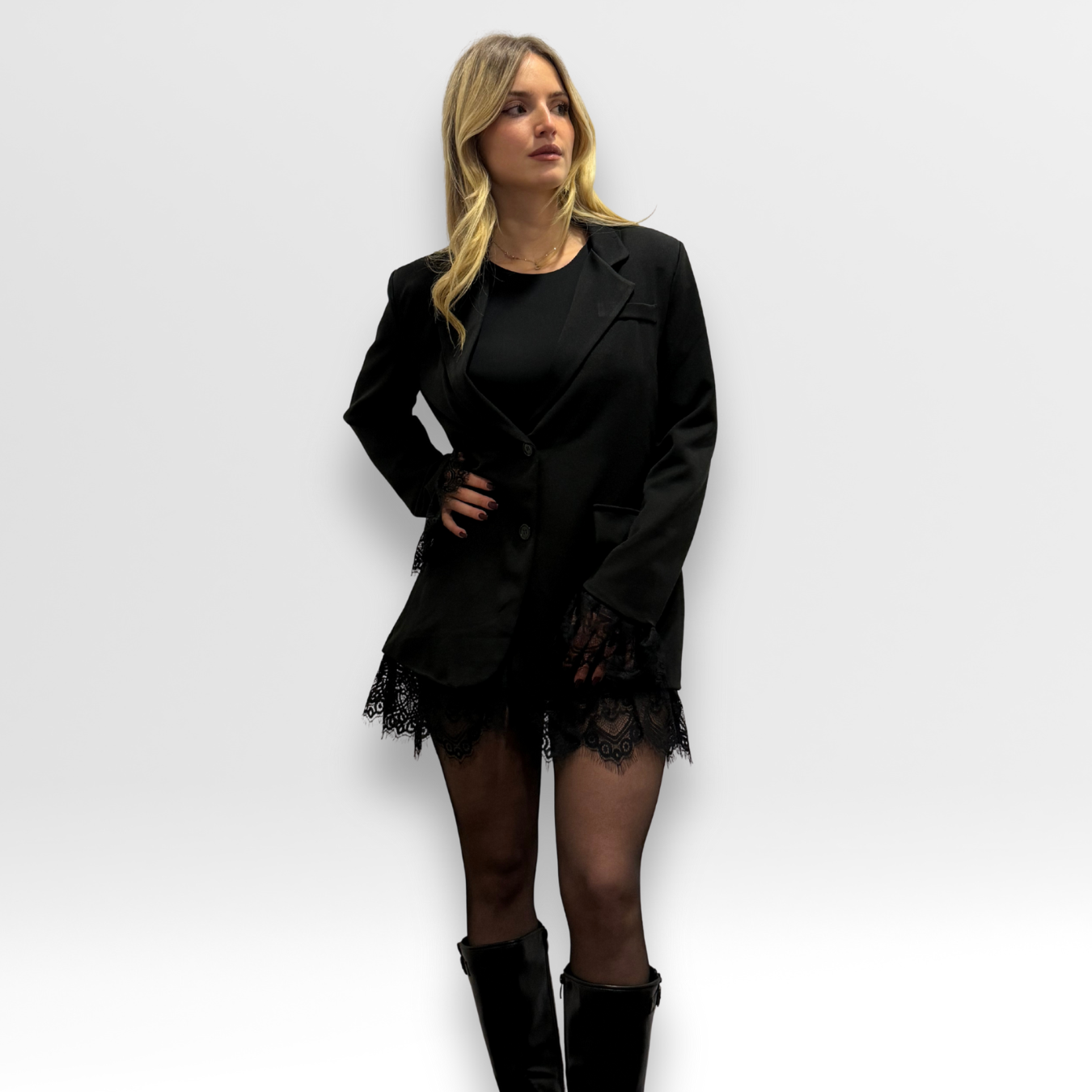 Blazer Elegante con Dettagli in Pizzo | Blazer Noir Adele | Deda Roma