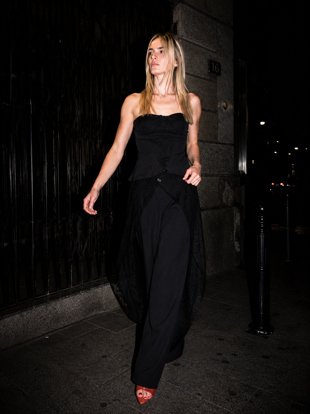 Black Lace Set – Coordinato top bustier e pantalone con inserti in pizzo | Deda Roma