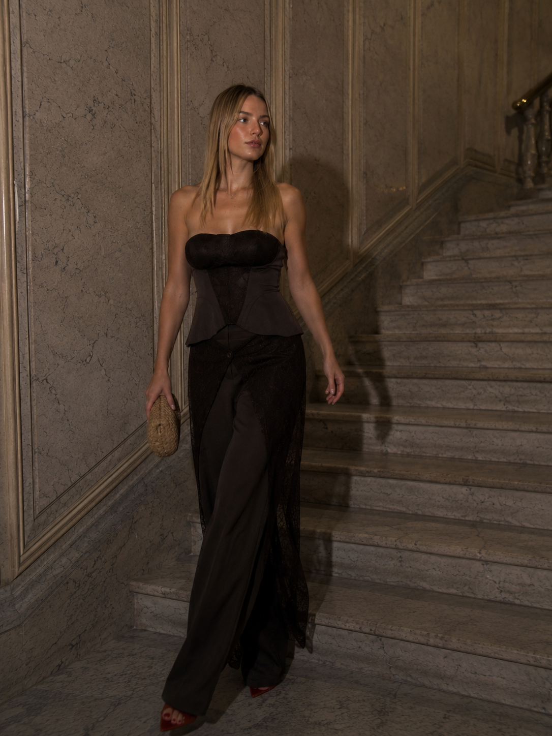 Midnight Brown Lace Set – Coordinato bustier e pantalone con inserti in pizzo | Deda Roma