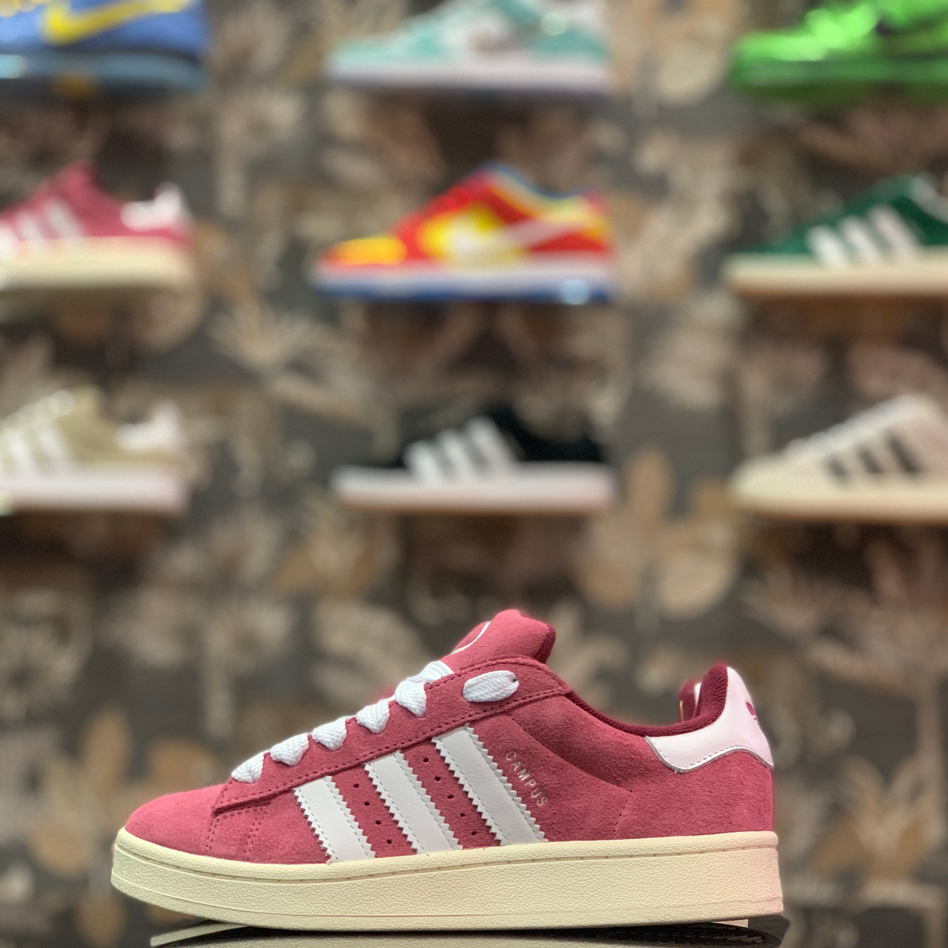 Adidas Campus 00s Pink Strata - Retro Style and Modern Versatility at Deda Roma Adidas Campus 00s Pink Strata - Retro Style and Modern Versatility at Deda Roma