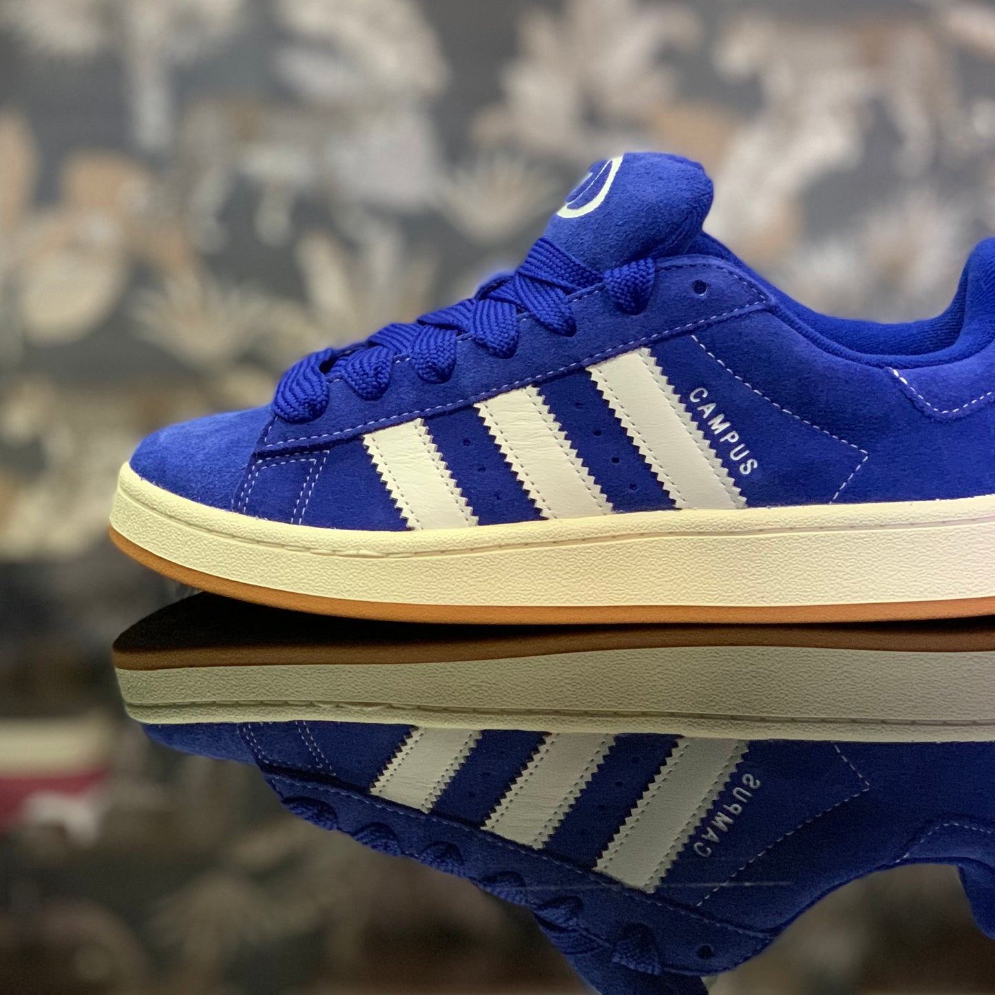 Adidas Campus 00s Lucid Blue H03471 - Stile Retro e Versatilità Moderna su Deda Roma