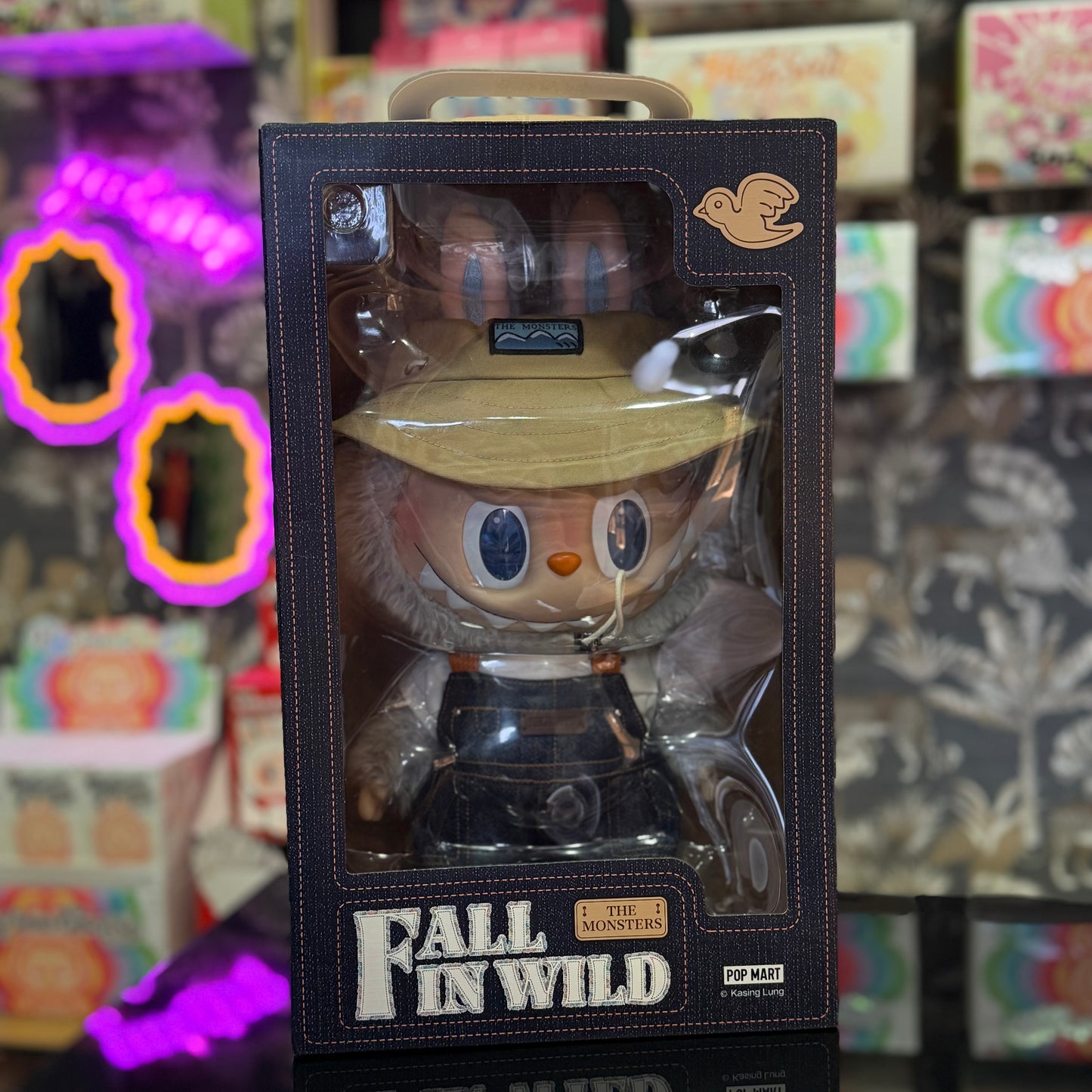 Labubu Fall in Wild Pop Mart disponibile in esclusiva da Deda Roma in Via di Monteverde 11G a Roma o online su dedaroma.com con spedizione express gratuita e sicura