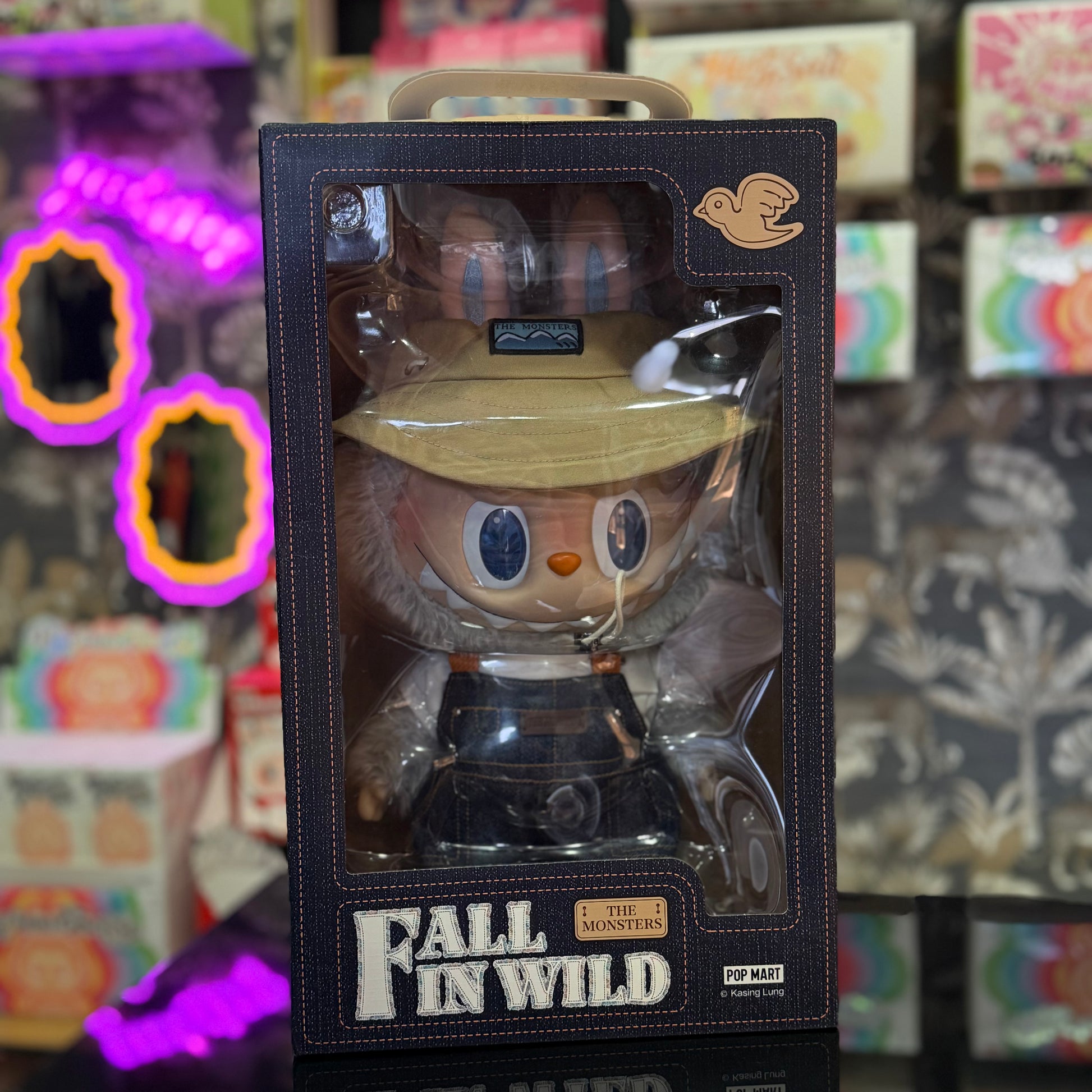 Labubu Fall in Wild Pop Mart disponibile in esclusiva da Deda Roma in Via di Monteverde 11G a Roma o online su dedaroma.com con spedizione express gratuita e sicura