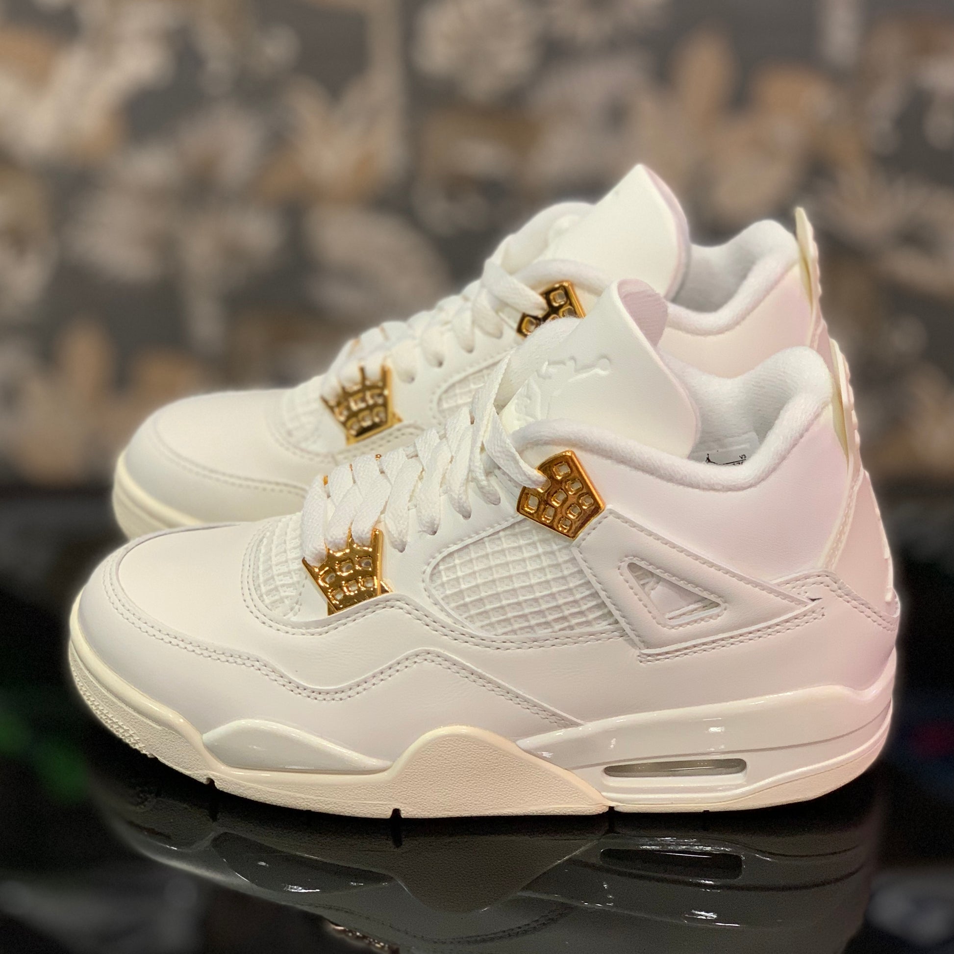 Oro E Scarpe Jordan Dorate Jordan Retro Metallic Gold –