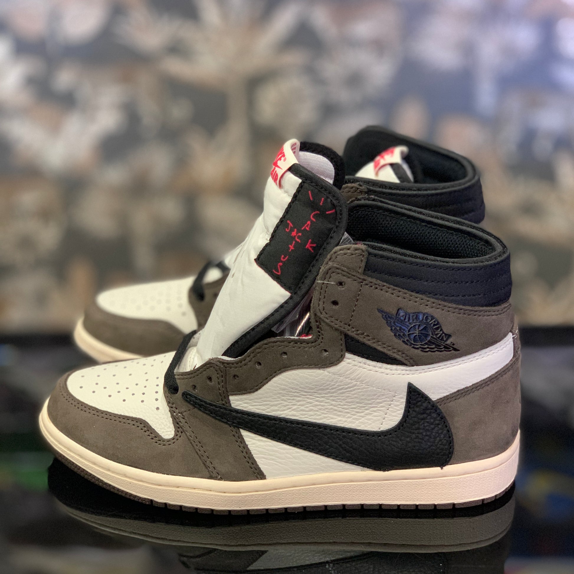 Jordan Retro OG SP High Travis Scott Mocha Iconic Style and