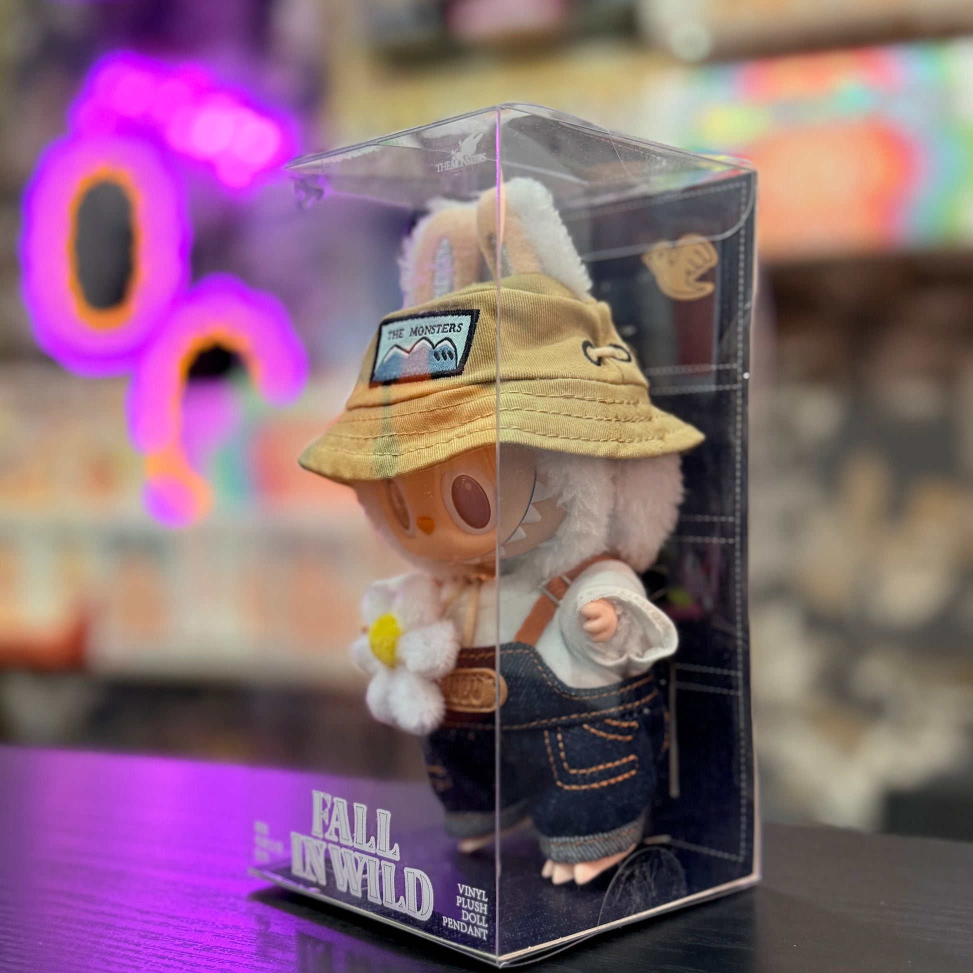 Acquista il Labubu Pop Mart Fall In Wild, edizione ufficiale. Spedizione rapida e gratuita. Da Deda Roma primo rivenditore in via di monteverde 11G a Roma