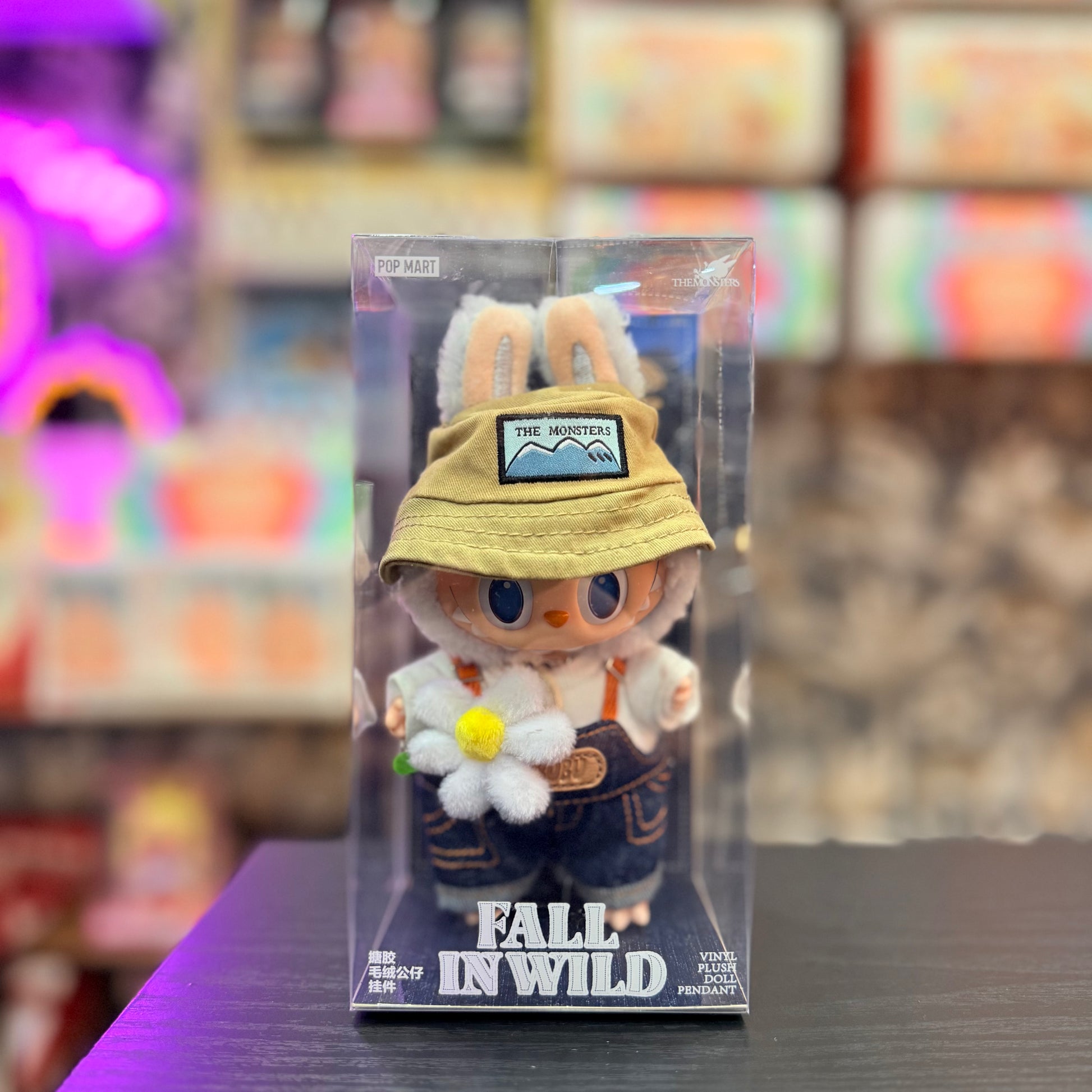 Acquista il Labubu Pop Mart Fall In Wild, edizione ufficiale. Spedizione rapida e gratuita. Da Deda Roma primo rivenditore in via di monteverde 11G a Roma