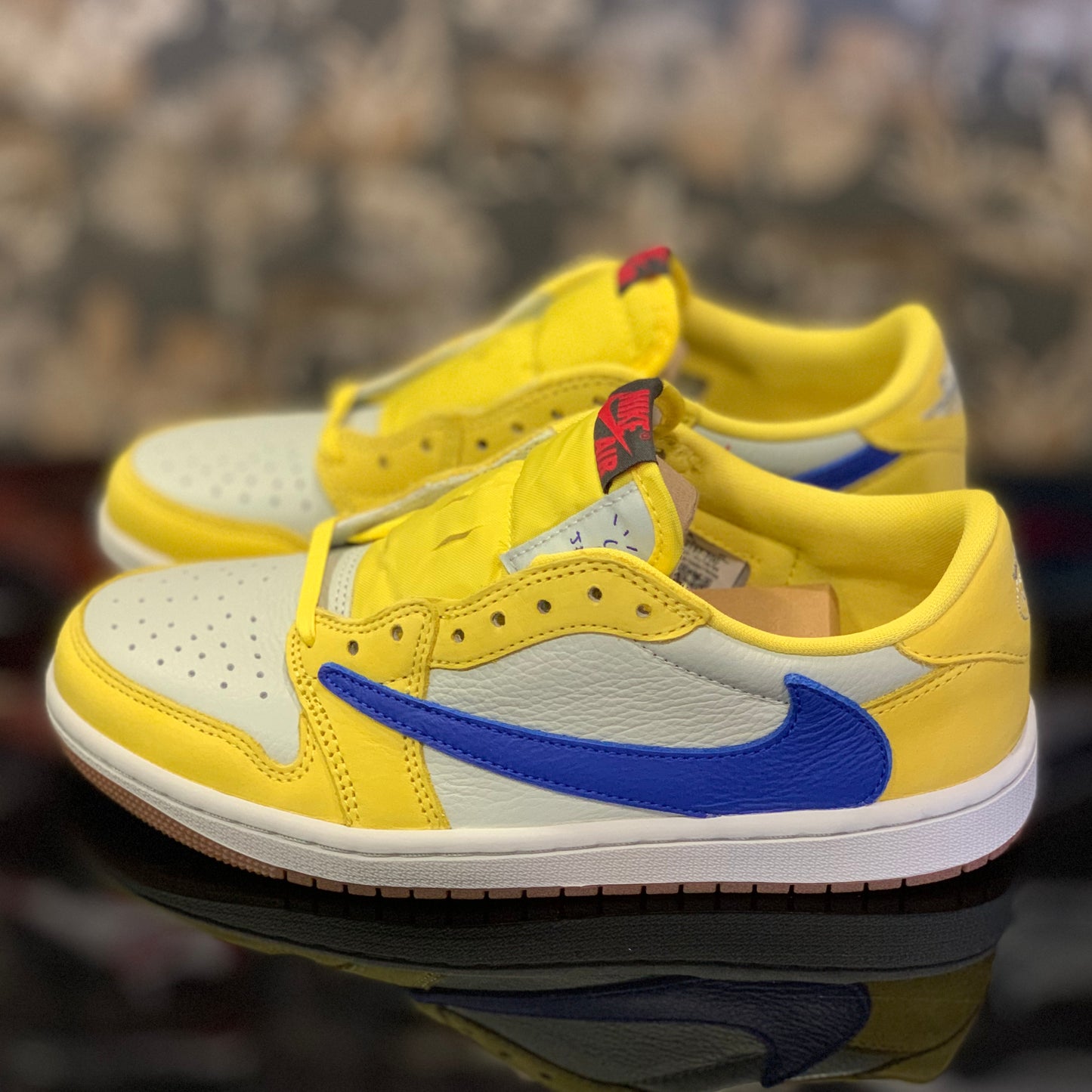 Jordan 1 Low Travis Scott Canary DZ4137-700 Deda Roma Monteverde Abbigliamento & Sneakers