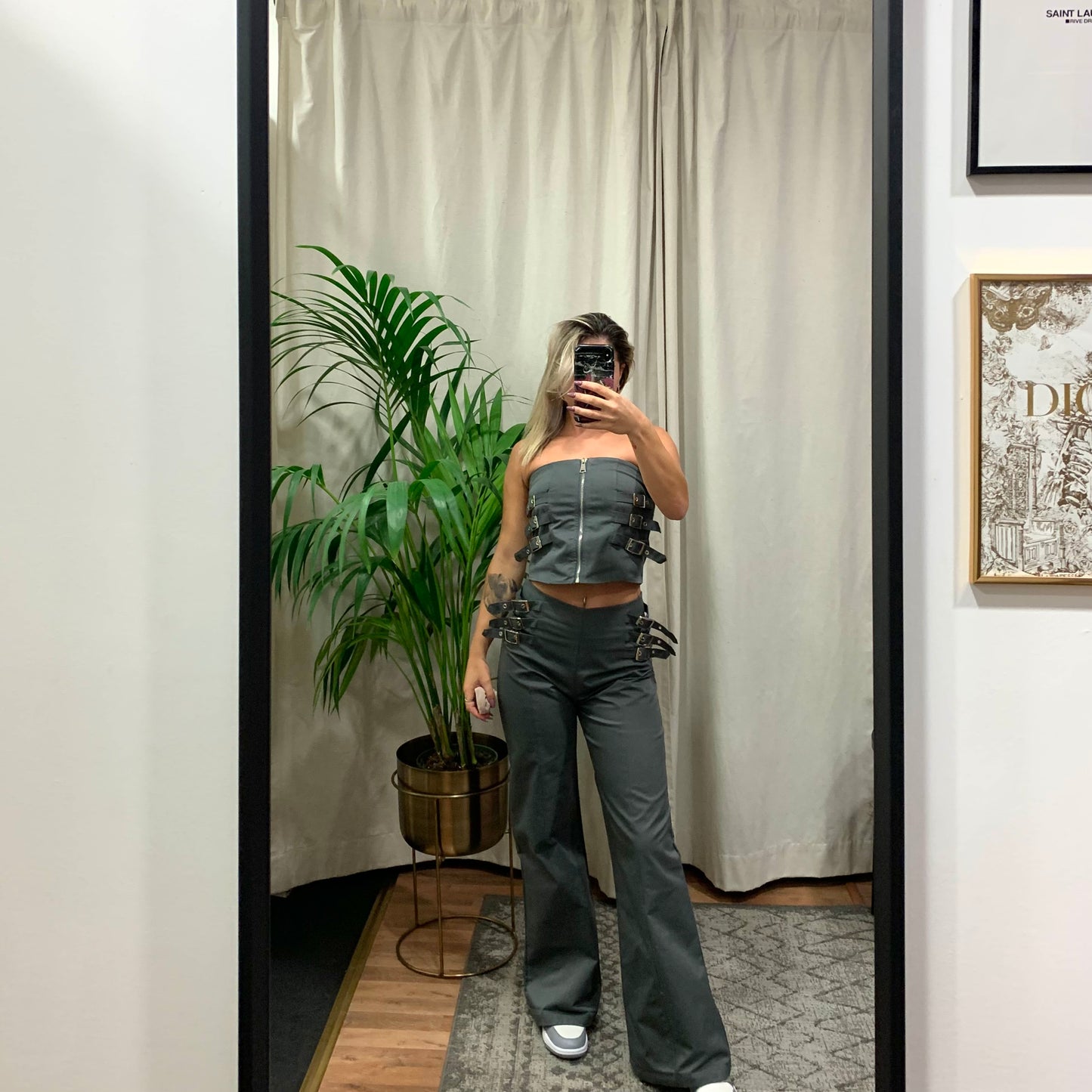 Coordinated trousers + top