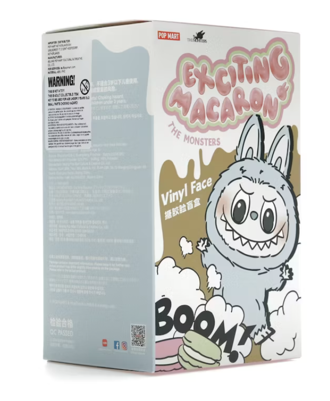 Scopri i nuovissimi Pop Mart Labubu The Monsters Tasty Macarons Vinyl Face! Il Pop Mart Labubu The Monsters Tasty Macarons Vinyl Face può essere utilizzato come portachiavi o accessorio di moda per completare il tuo stile personale. Scatola sigillata e completo di tutti i suoi accessori. I Pop Mart Labubu The Monsters Tasty Macarons Vinyl Face sono rari e difficilissimi da trovare! Acquistalo prima che finisca! Disponibile da Deda Roma, a Roma in zona Monteverde