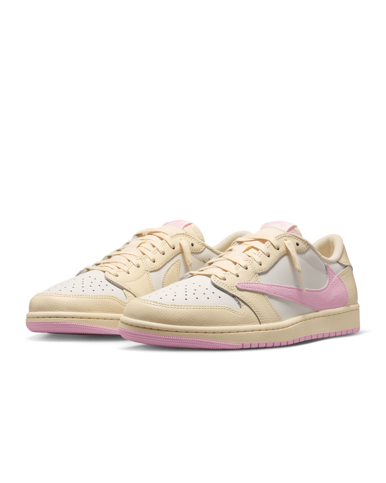 Acquista le Jordan 1 Low Retro OG SP Travis Scott Shy Pink in esclusiva da DEDA ROMA. Sneakers originali in edizione limitata, spedizione rapida e gratuita con possibilità di ritiro a Roma in negozio fisico in via di Monteverde 5d.