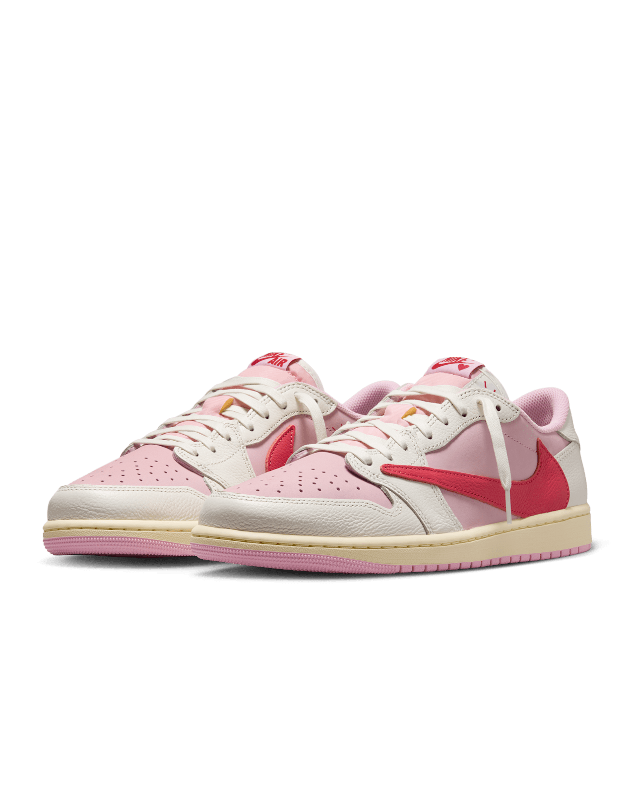 Acquista le Jordan 1 Low Travis Scott Tropical Pink in esclusiva da DEDA ROMA. Sneakers originali in edizione limitata, spedizione rapida e gratuita con possibilità di ritiro a Roma in negozio fisico in via di Monteverde 5d.
