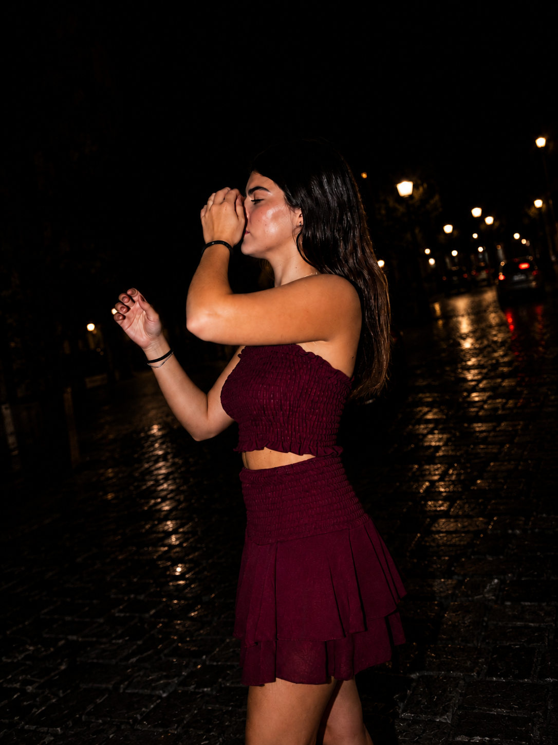 Bordeaux Smock Set – Coordinato top bandeau e mini gonna con balze | Deda Roma