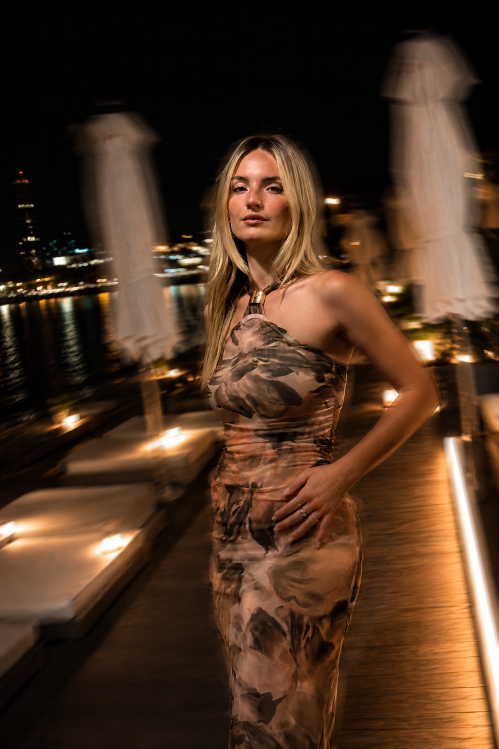 Camille Dress – Abito midi floreale con scollo halter | Deda Roma