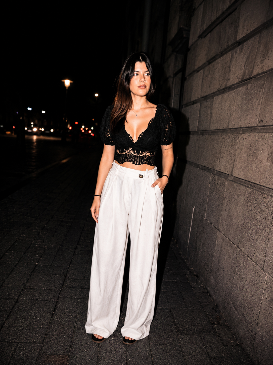 Top Crochet Noir con Maniche Voluminose | Deda Roma
